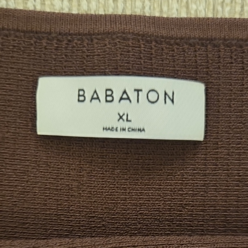 Aritzia Babaton Sculpt Ribbed Knit Dark Brown Crop Top - Picture 2 of 5